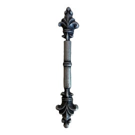 Example of Silver Finish Building and Design