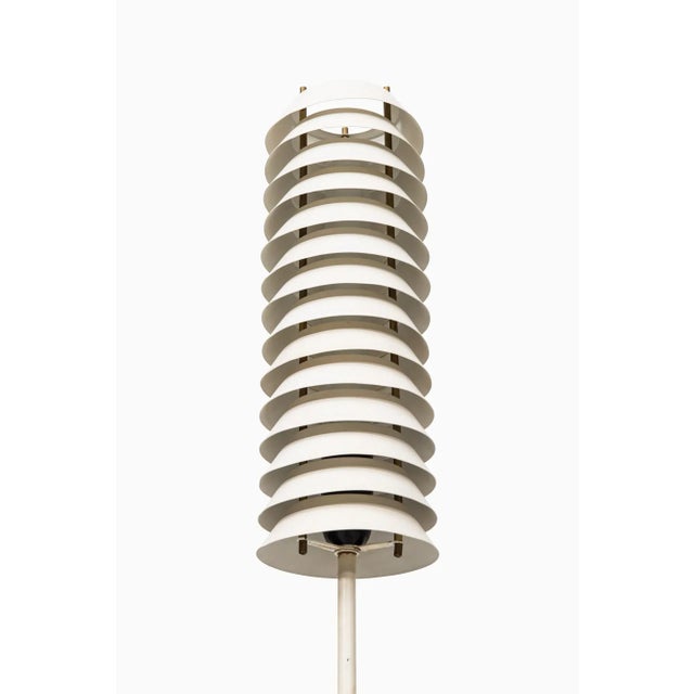 Maija the Bee Floor Lamp by Ilmari Tapiovaara for Hienoteras, 1950s For Sale - Image 6 of 14