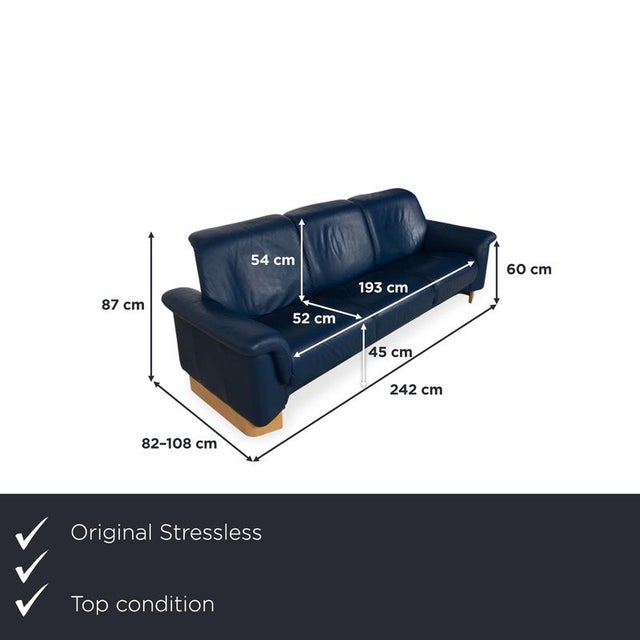 with the Stressless Paradise, you get a sofa that combines Norwegian design with exceptional comfort. The rich navy blue...