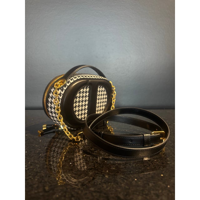 Christian Dior CD Signature Oval Camera Bag For Sale In Las Vegas - Image 6 of 10