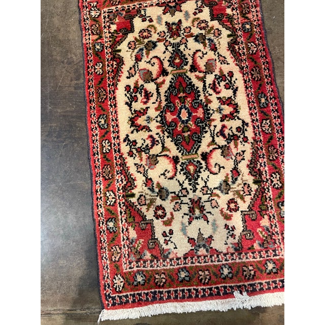 1990s Handwoven Persian Hamedan Area Rug 1'5" X 2'5" For Sale - Image 4 of 4