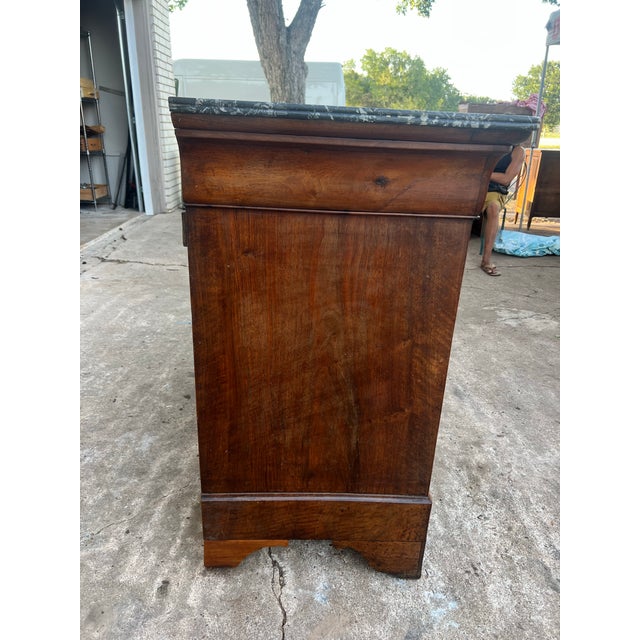 French 19th Century Louis Philippe Marble Top Walnut Commode For Sale - Image 9 of 12