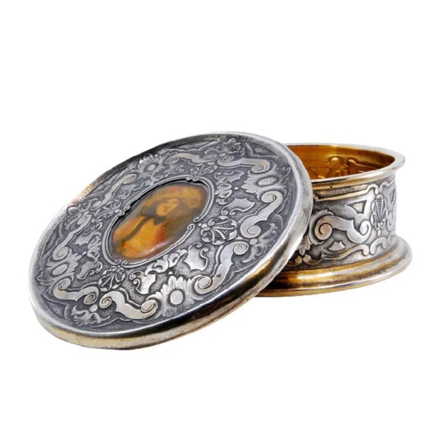 Jewelry Box in Embossed Silver with Circular Plant Motifs, Gold Interior and Antique Lady Removable Lid For Sale - Image 10 of 10
