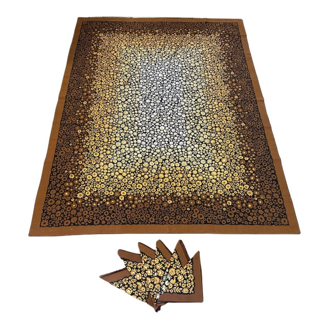 Vintage 1970s Fall Daisies Rectangular Tablecloth & Napkins Set - Made in Uk- 7 Pieces For Sale