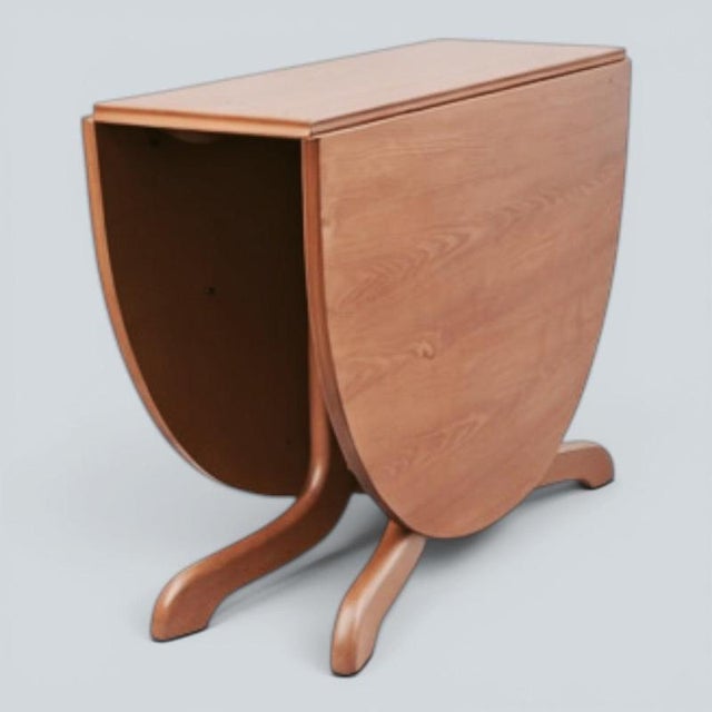 Mid-Century Teak Oval Drop Leaf Gateleg Dining Table by Morris of Glasgow, 1960s For Sale - Image 4 of 10