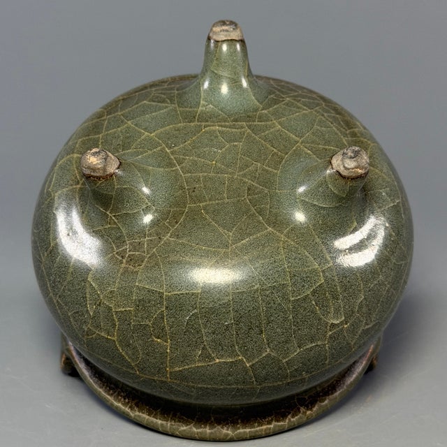 Ceramic Antique Chinese Celadon Crackle Glaze Tripod Censer, Collectible Ceramic For Sale - Image 7 of 8