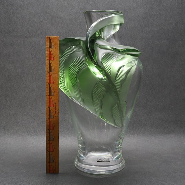Green 1989 Lalique Tanega Green Frosted & Clear Crystal Leaf Vase in Original Box For Sale - Image 8 of 11