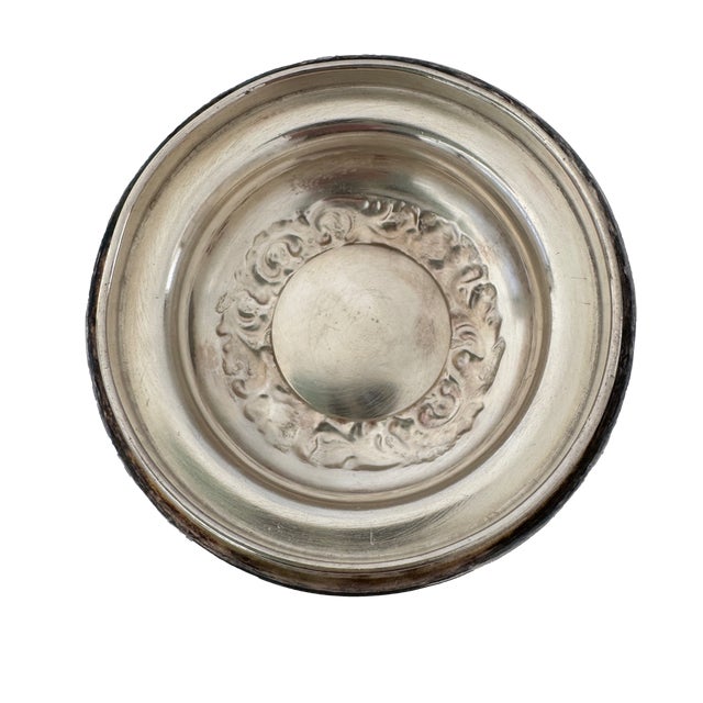Late 19th Century Derby Silver Co. Quadruple Plate Portrait Covered Dresser Jar For Sale - Image 9 of 12