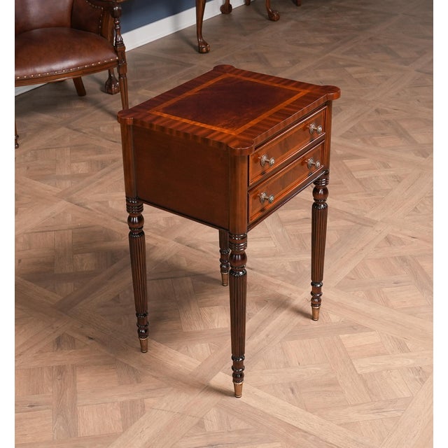 Sheraton End Table For Sale - Image 4 of 10