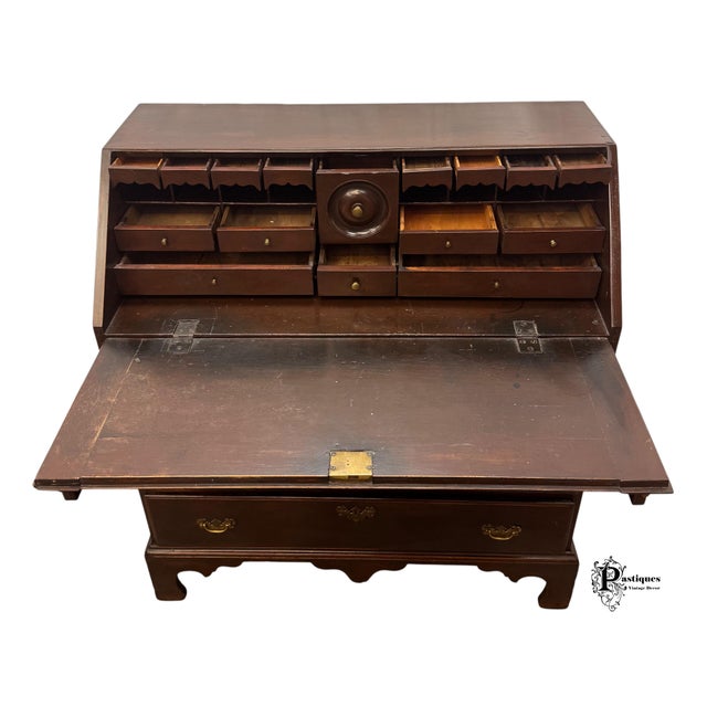 Thomas Chippendale Antique Chippendale Style Mahogany Secretary Desk For Sale - Image 4 of 11
