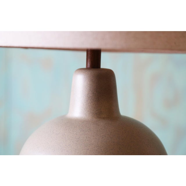 Gordon & Jane Martz 1960s Gordon and Jane Martz M51 Lamp for Marshall Studios Tan Ochre Short Gourd 24" For Sale - Image 4 of 9