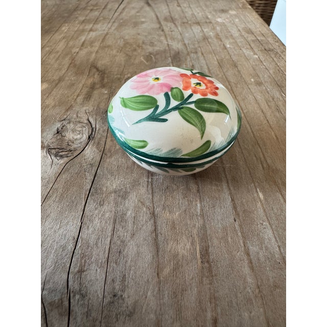 English Hand-Painted Floral Miniature Covered Trinket Dish For Sale - Image 4 of 5