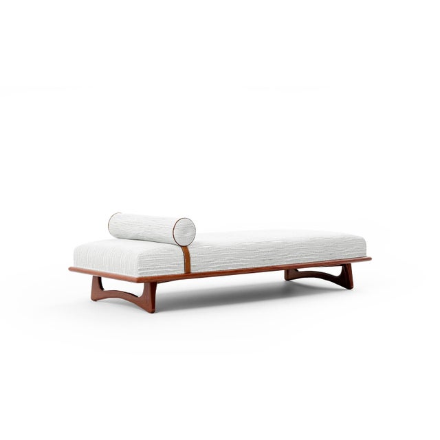 Mid-Century Modern Arbus Daybed by Pedro Ferreira For Sale - Image 3 of 7