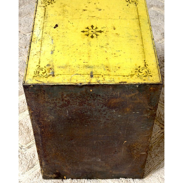 Yellow Antique Winslow’s “Winthrop Blend” Coffee Advertising Store Bin, USA 1895-1910 For Sale - Image 8 of 9