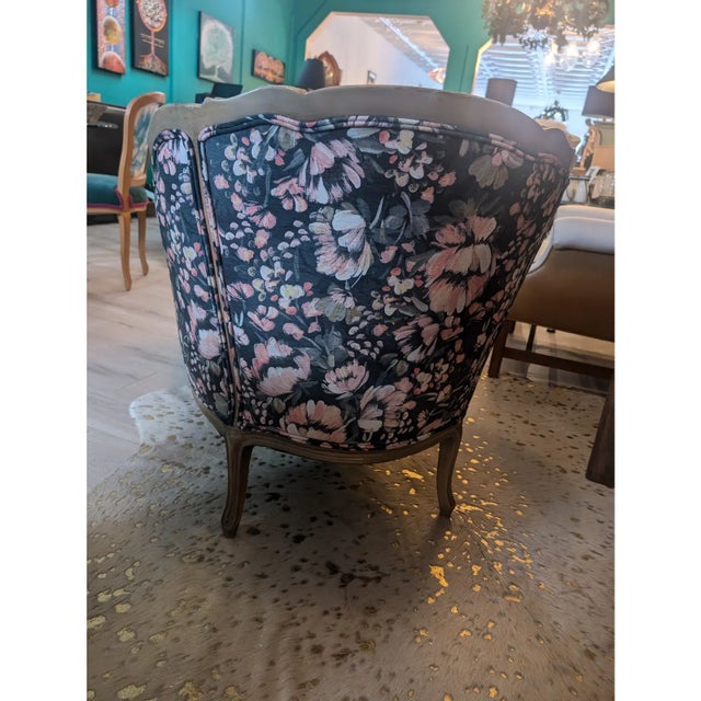 1940s Vintage French Chaise With New Upholstery For Sale - Image 10 of 12