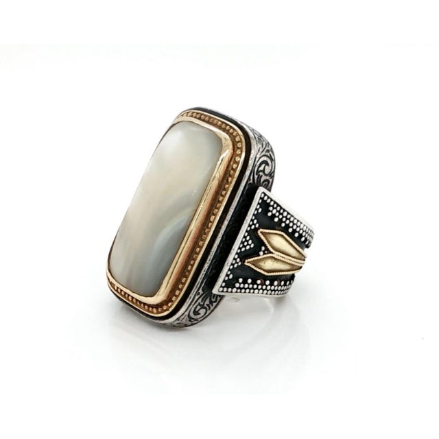 Silver Mid 20th Century Konstantino Rectangle Mother Of Pearl Ring in Sterling Silver & 18k Gold Size 8 For Sale - Image 8 of 12