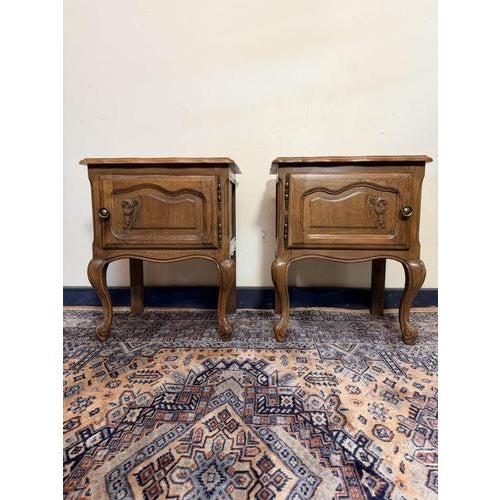 Louis XVI Style Carved Oak Nightstands, Set of 2 For Sale - Image 6 of 6