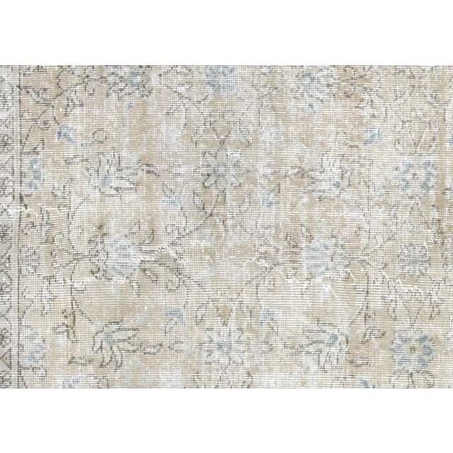 1960s Turkish Oushak Rug. Handwoven with wool on wool foundation in the Oushak region of Western Turkey. The Anatolian...