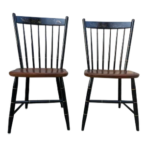 Late 20th Century Pair of L Hitchcock Classic Country Stenciled Back Dining Side Chairs
