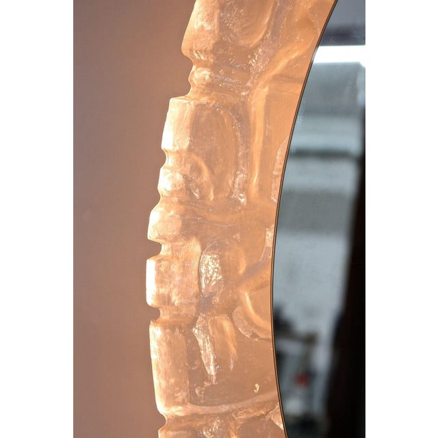 Mid-Century Modern Oval Acrylic Wall Mirror, 1970 For Sale - Image 16 of 18