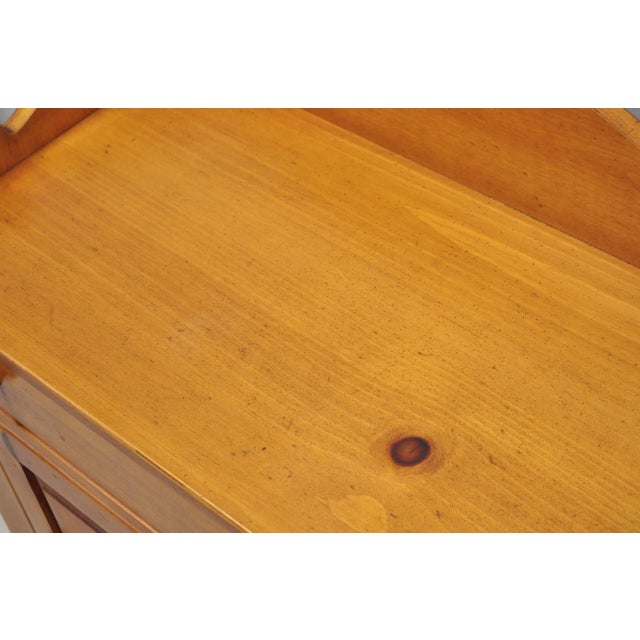 Vintage Broyhill Usa Colonial Style Pine Wood Washstand Side Table Cabinet For Sale - Image 9 of 16