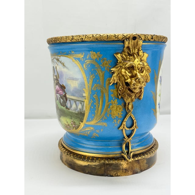 19th C. French Sevres-Style Porcelain Cachepot With Gilt Bronze Lion Mounts For Sale - Image 10 of 10
