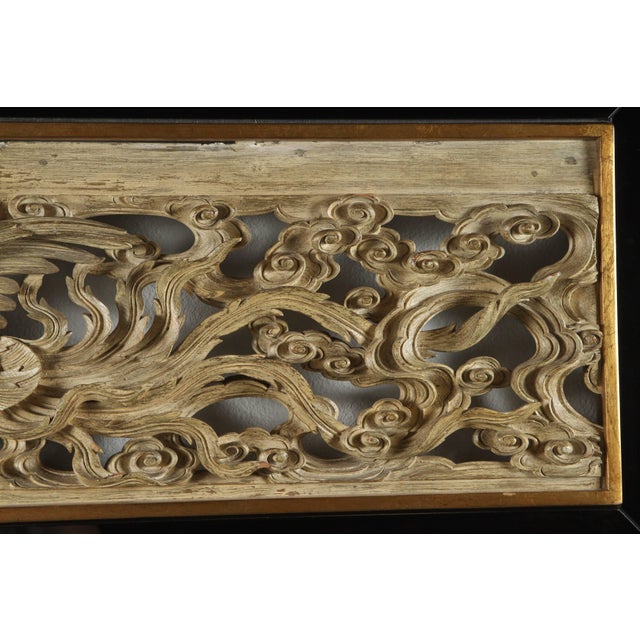 1960s Oriental Carving Framed in Black Mirror and Gilded Wood For Sale - Image 4 of 8