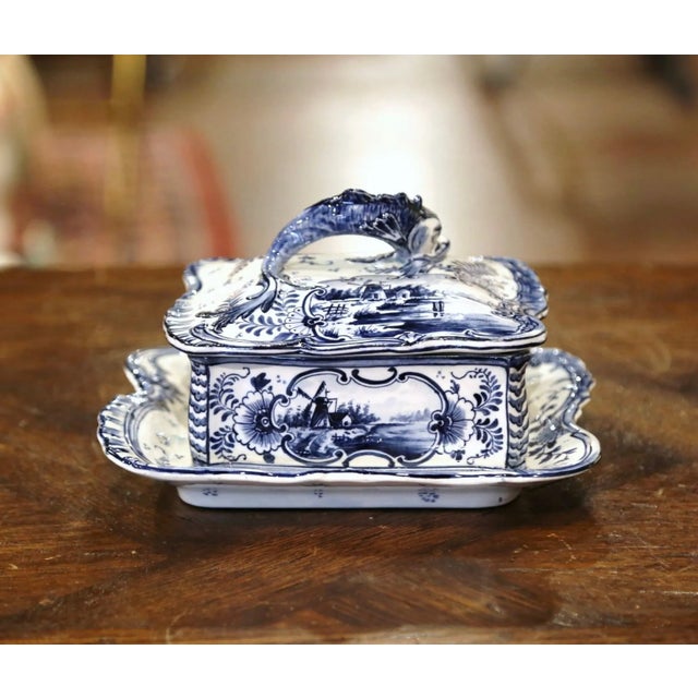 Early 20th Century Early 20th Century Royal Bonn Delft Faience Sardine Dish With Dolphin Handle For Sale - Image 5 of 13