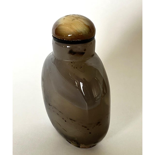 Chinese Vintage Picture Agate Snuff Bottle For Sale - Image 3 of 12