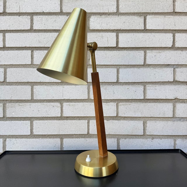 Mid-Century Modern Scandinavian Table Lamp in Brass and Oak from Falkenbergs Belysning, 1960 For Sale - Image 9 of 9