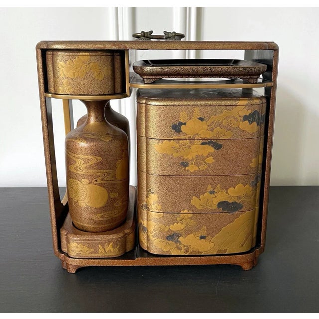 Sagejubako is a portable picnic set that became popular in the early Edo period when an additional meal was added between...