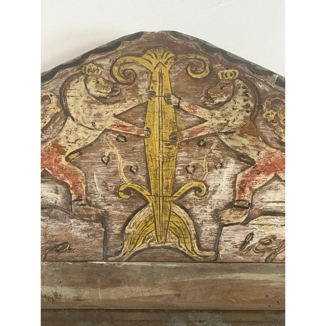 19th Century Pair of 19th Century Painted Folk Art Arched Mirrors With Heraldic Lion Crests For Sale - Image 5 of 13