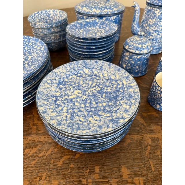 Stangl Mid 20th Century Stangl Spongeware Pottery Large Dish Set - 43 Pieces For Sale - Image 4 of 16