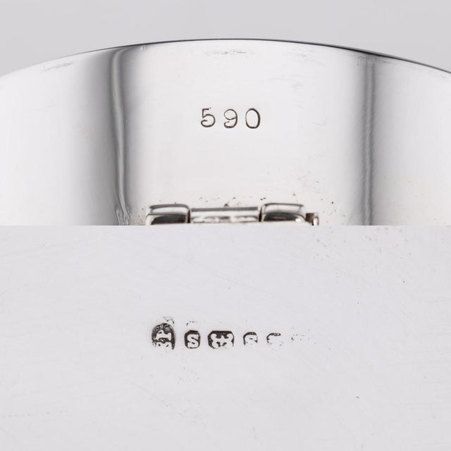 20th Century British Silver Plated Cocktail Shaker from Beefeater Gin, 1930s For Sale - Image 12 of 13