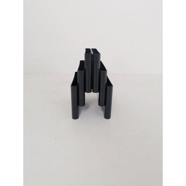 Black Plastic Magazine Rack by Giotto Stoppino for Kartell, Italy For Sale - Image 6 of 11