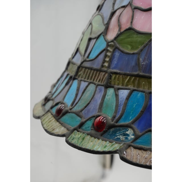 1980s Dale Tiffany Inc Stained Leaded Glass Lamp For Sale - Image 10 of 14