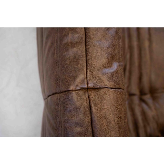 Vintage Two-Seater Togo Sofa with Arms in Brown Leather by Michel Ducaroy for Ligne Roset, 1970s For Sale - Image 13 of 18