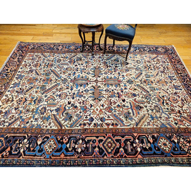 1900 - 1909 Vintage Persian Heriz Serapi Rug, Hand-Knotted Wool, All-Over Geometric Pattern, Ivory & Blue, 8x10 For Sale - Image 5 of 14
