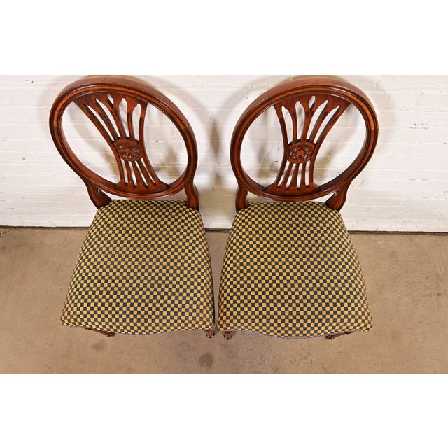 Late 20th Century Hepplewhite Carved Mahogany Side Chairs or Dining Chairs by Bevan Funnell, Pair For Sale - Image 5 of 14