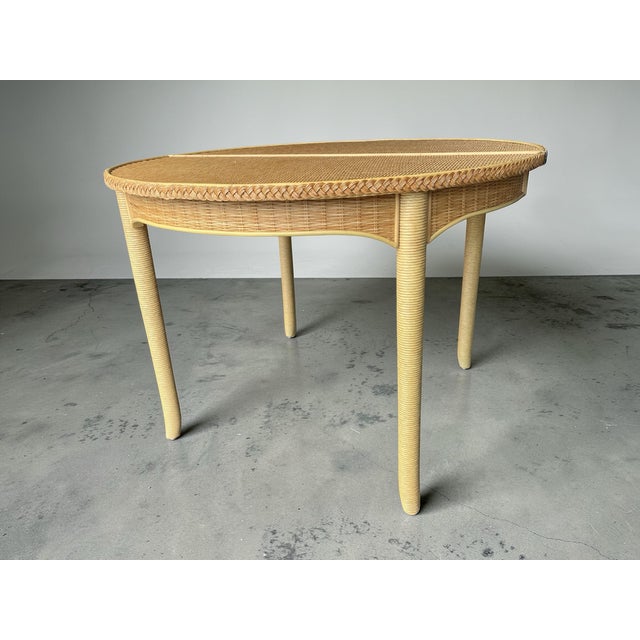1980s Vintage 1980s Coastal Rattan Round Dining Table in the Style of Henry Link For Sale - Image 5 of 12