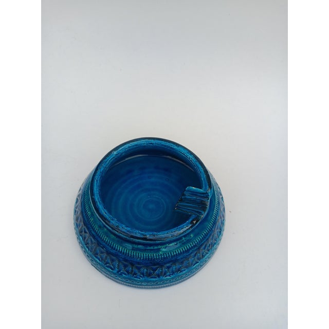 Mid-Century Modern Rimini Blue Ceramic Ashtray by Aldo Londi for Bitossi, 1960s For Sale - Image 3 of 5