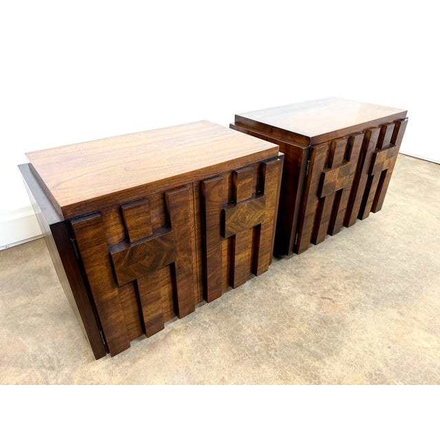 Brown Pair of Lane Staccato Brutalist Walnut Nightstands or End Tables, 1970s For Sale - Image 8 of 16