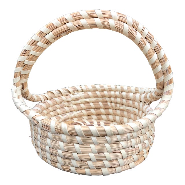 Vintage Handmade Charleston Gullah Sweetgrass Basket Chairish