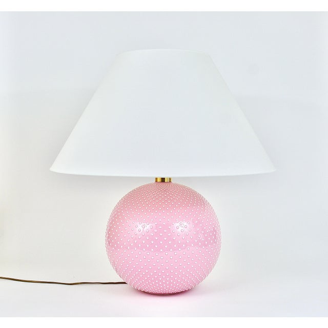 A lovely and large spherical Mid-Century table or side lamp from the 1970s, executed by Studio PAF Milano, Italy. Its base...