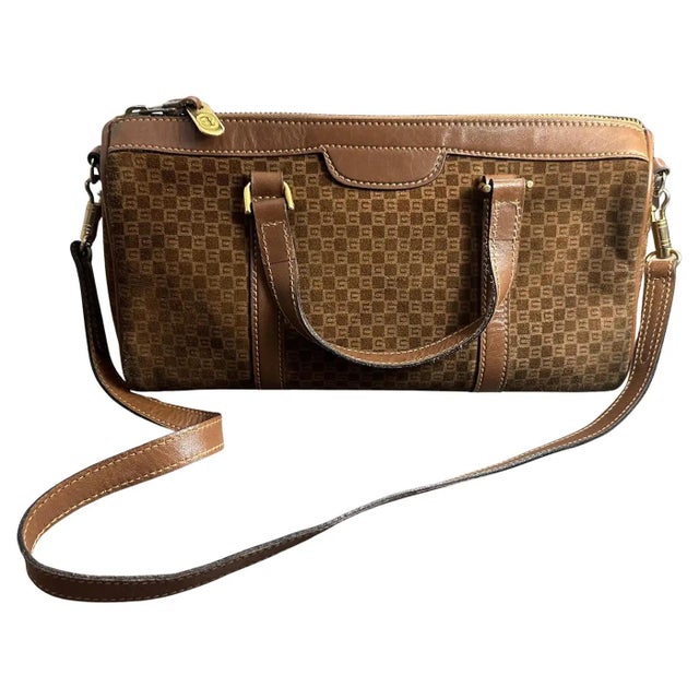 Gucci 1980s Brown Leather Shoulder Bag by Gucci For Sale - Image 4 of 12