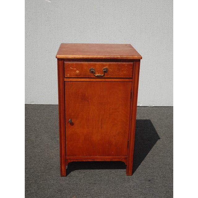 1940s Antique Stickley Bros. Small Display Smokers Cabinet W Towel Rack & One Drawer Lh9 For Sale - Image 5 of 12