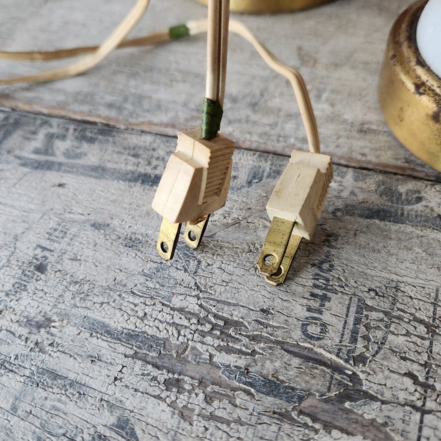 Vintage French Pair of Handcrafted White & Gold Floral Design Table Lamps 13" Tall For Sale - Image 15 of 18