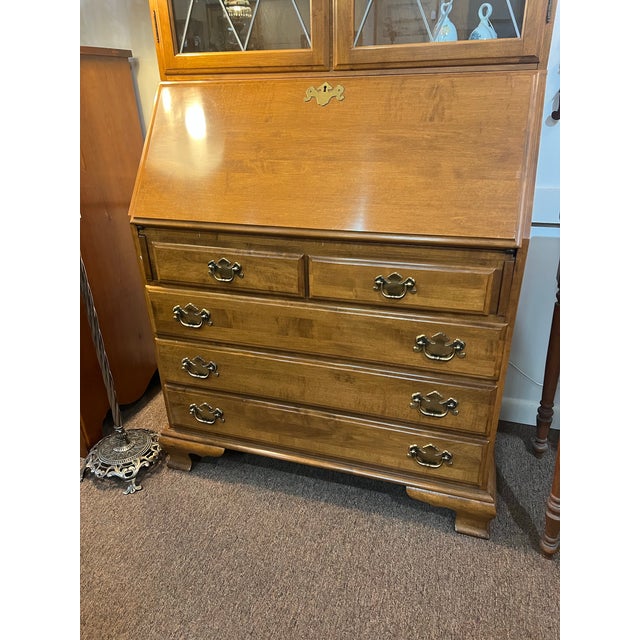American 1970s Ethan Allen Solid Birch Drop Front Secretary Desk With Bookcase Hutch For Sale - Image 3 of 12