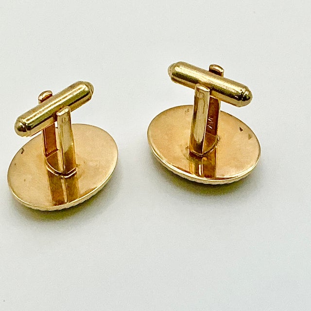Brown 1970s Mid-Century Hollywood Regency Boho Chic Gold Tone Oval Brown Cufflinks - A Pair For Sale - Image 8 of 8