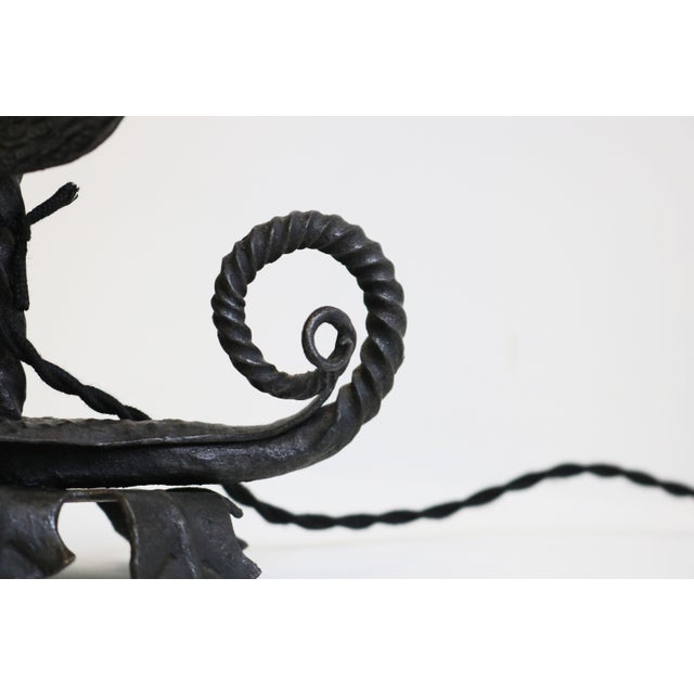 Textile Arts and Crafts Table Lamp in Wrought Iron by Umberto Bellotto, 1910 For Sale - Image 7 of 15